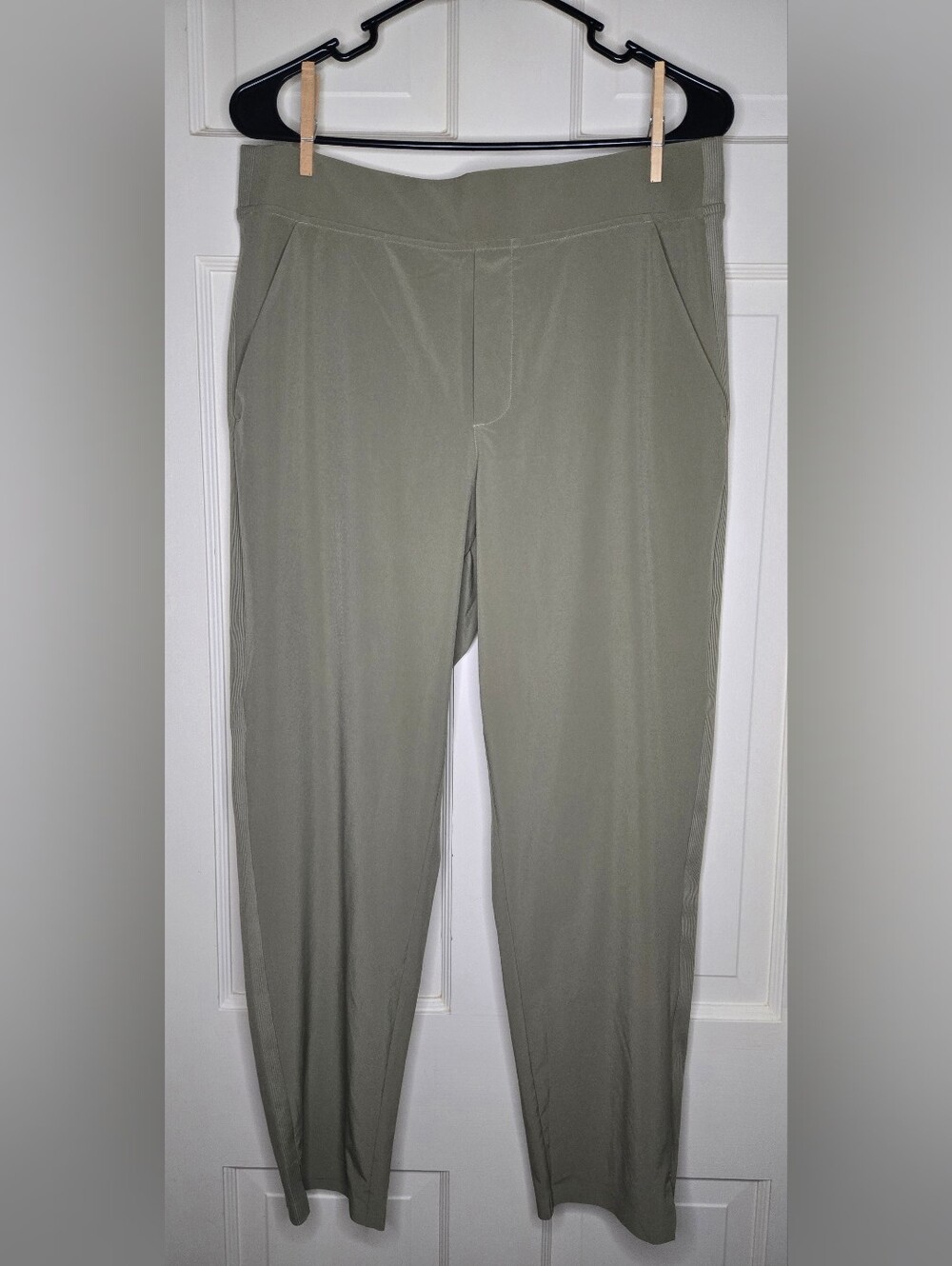 Athleta Brooklyn Ankle Pant - Olive Branch Green - Size 12